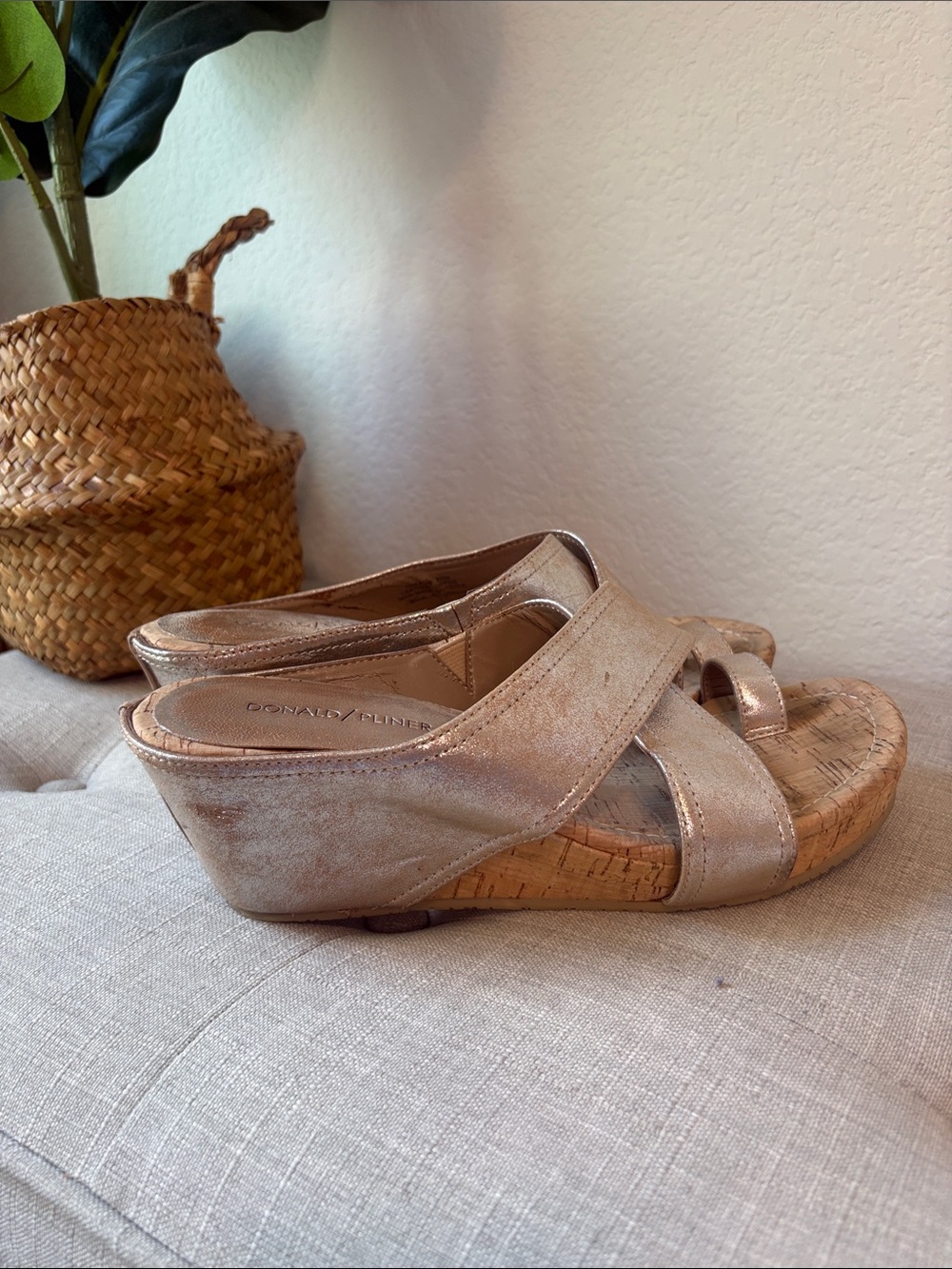 Donald J. Pliner Metallic Rose Gold Cork Wedge Slide Sandals 8.5